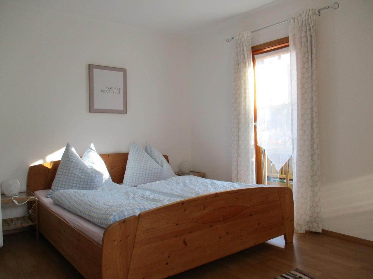 Апартаменты Haus Am Dorfplatz Уттендорф Экстерьер фото