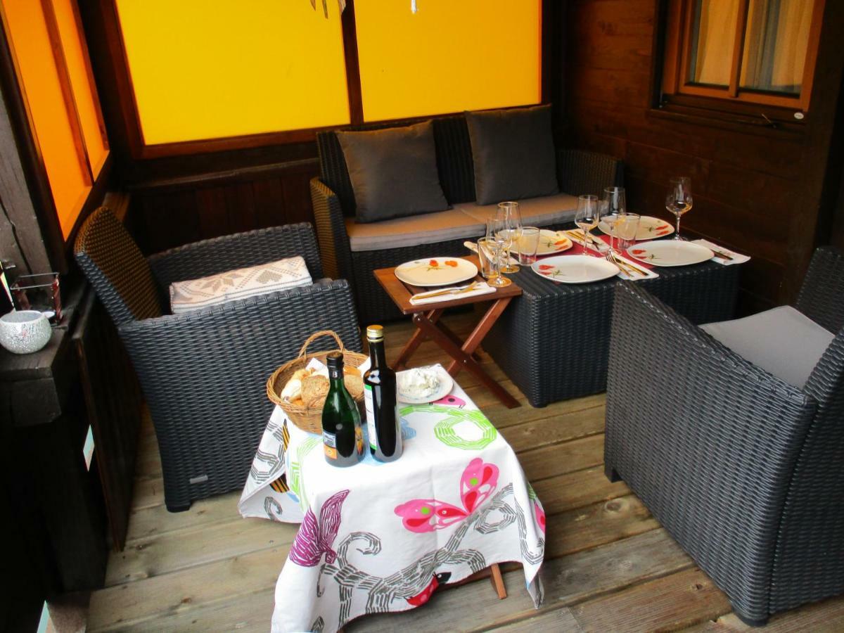 Апартаменты Haus Am Dorfplatz Уттендорф Экстерьер фото