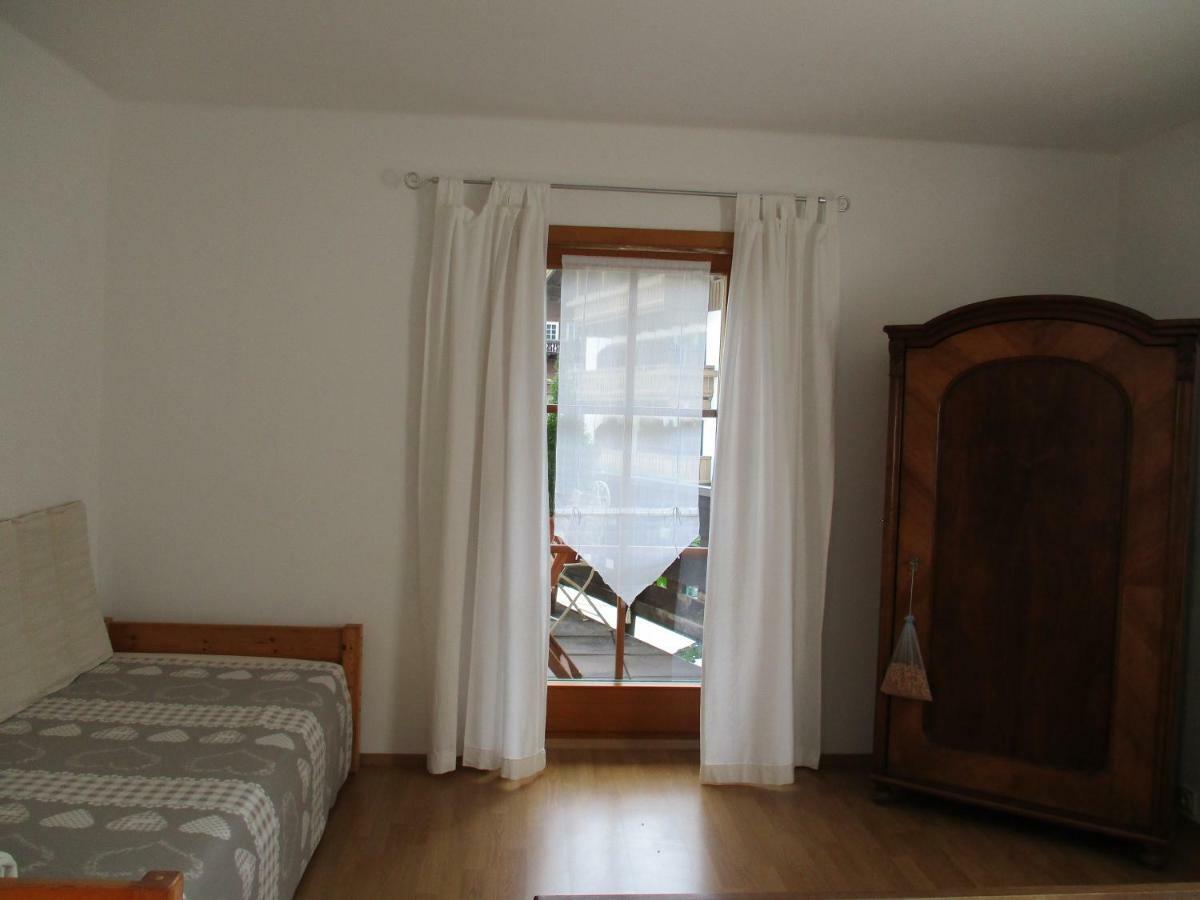 Апартаменты Haus Am Dorfplatz Уттендорф Экстерьер фото